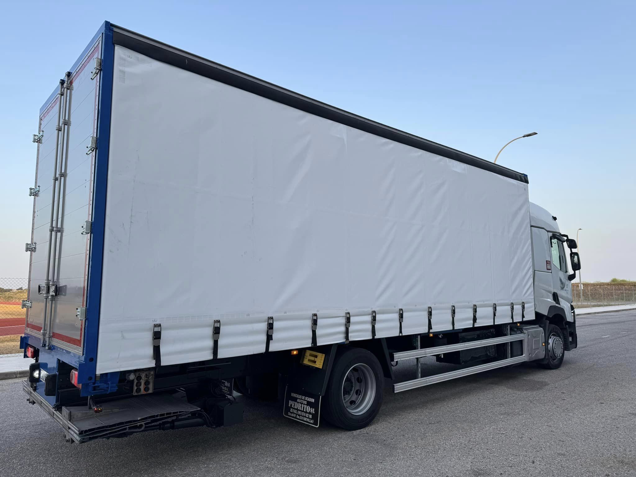 02 Renault T.460.18 19-04-2024