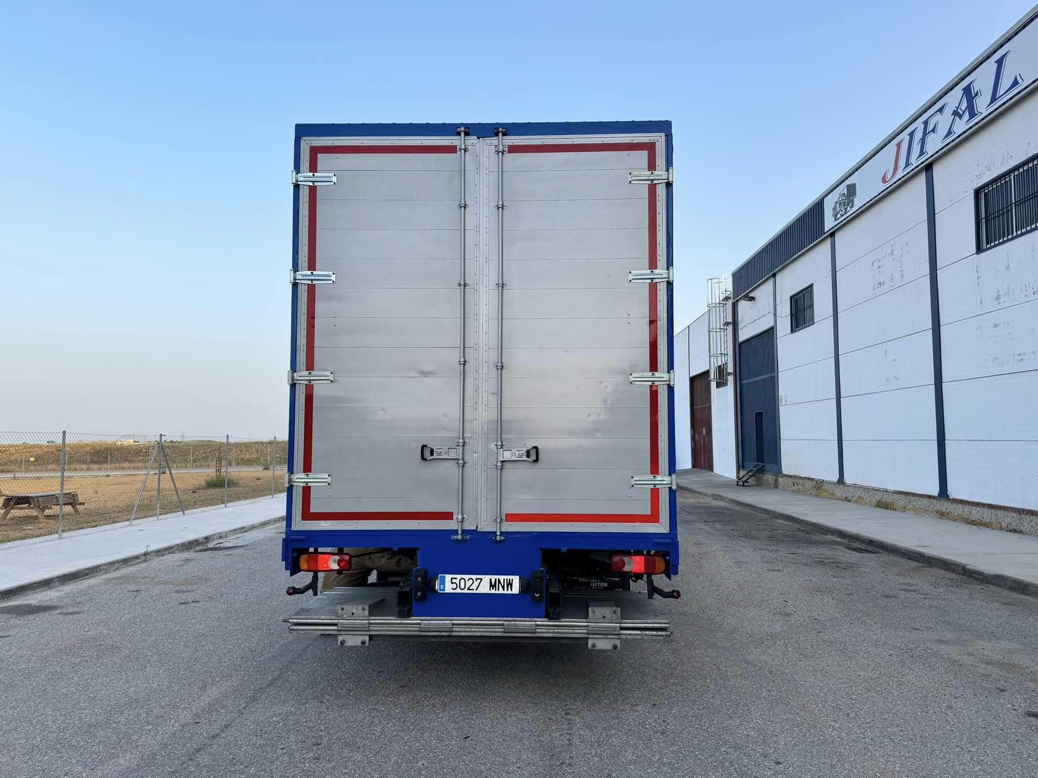 04 Renault T.460.18 19-04-2024